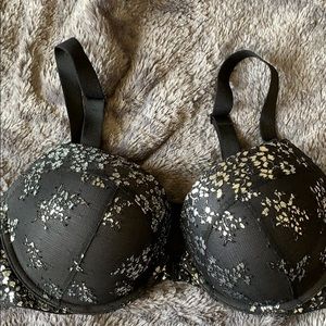 VS black very sexy pushup bra
